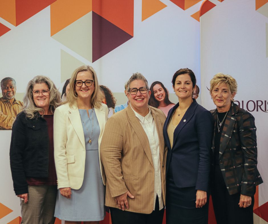From left to right - Paula Cloutier (CHEO), Dre Allison Kennedy (CHEO), Caroline Granger (Directrice générale Valoris), Giovanna Mingarelli (Députée fédérale pour Prescott-Russell-Cumberland), Jo-anne Laviolette (Présidente du conseil d’administration Valoris)
